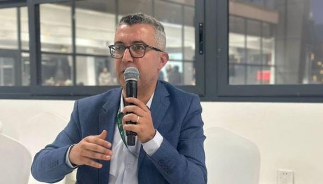 الدكتورة فرح علي الزرعوني