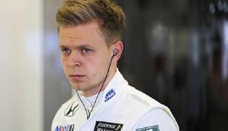 كيفن ماجنوسن سائق فريق رينو 