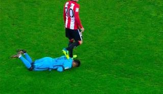 نيمار يدهس من أدوريز