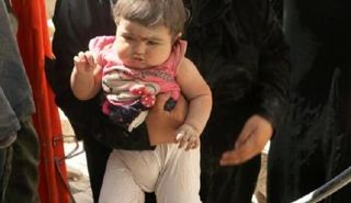 طفلة من حلب عقب إسعافها