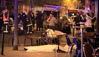 هجمات باريس زادت من ضرورة التعامل مع الأزمة السورية