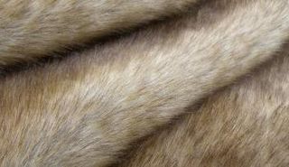 فراء الحيوانات المستخدم في صناعة الملابس