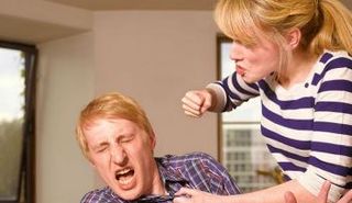 الدنماركيات أكثر عنفا