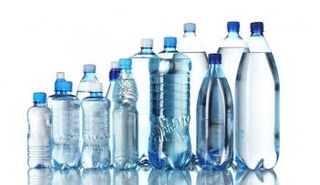 قوارير المياه قد تكون وراء زيادة أوزانكم