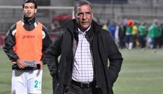 عبد القادر عمراني المدير الفني الجديد لوفاق سطيف الجزائري