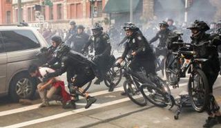 اشتباكات نشبت بين محتجين وشرطة سياتل الأمريكية