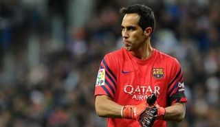 التشيلي كلاوديو برافو، حارس مرمى برشلونة