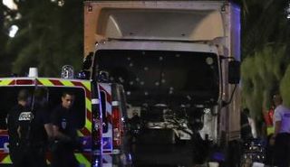 الشاحنة المستخدمة في الهجوم الإرهابي