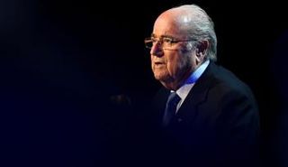 سيب بلاتر الرئيس السابق للاتحاد الدولي لكرة القدم (الفيفا) 