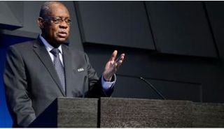  الكاميروني عيسى حياتو 