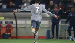 كريستيانو رونالدو مهاجم نادي ريـال مدريد