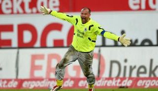 جابور كيرالي حارس المجر