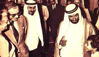 الشيخ زايد يقدم نجله الشيخ عبد الله لرئيسة وزراء الهند