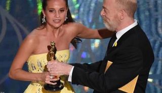 أليشا فيكاندر