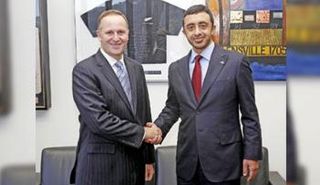 عبد الله بن زايد ورئيس وزراء نيوزيلندا