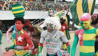 جماهير توجو تحث منتخبها على تحقيق نتيجة إيجابية أمام تونس