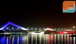 جسر الشيخ زايد مكتسيا بلون علم فرنسا