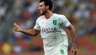 عمرو السومة مهاجم الأهلي السعودي