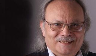 الشاعر اللبناني أنسي الحاج 