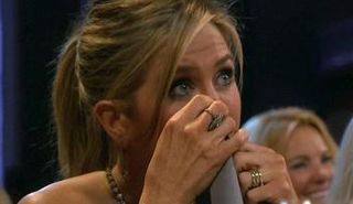 دموع جينيفر أنستون المشهد الأبرز في حفل التكريم