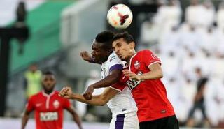 الأهلي والعين