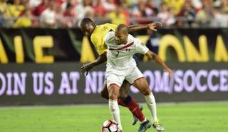 مباراة مثيرة بين بيرو والإكوادور