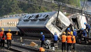 انحراف قطار عن مساره ‬بكوريا الجنوبية