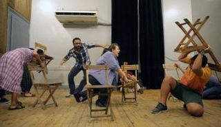 من بروفات الرمادي قبل العرض على  الهناجر