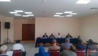 جانب من فعاليات الجلسة البحثية الأولى لمؤتمر إقليم القاهرة الكبرى الأدبي برئاسة حسين حمودة