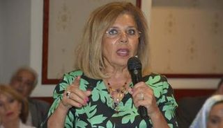 الوزيرة والدبلوماسية السابقة مشيرة خطاب