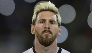 النجم ليونيل النجم ليونيل ميسي قائد منتخب الأرجنتين  قائد منتخب الأرجنتين 