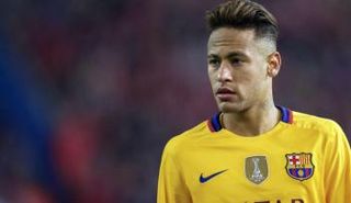 نيمار دا سيلفا نجم برشلونة الإسباني