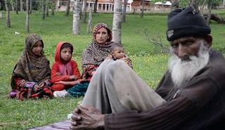  - لا يوجد سوى 1000 طبيب بين 4  ملايين و400 ألف يشكلون سكان إقليم كشمير الباكستاني.