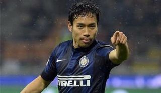 الياباني ناجاتومو المدافع الأيمن لإنتر ميلان الإيطالي 