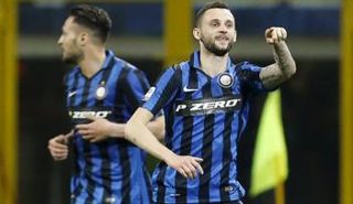 إنتر ميلان يوجه ضربة قوية لآمال نابولي في المنافسة على الدوري