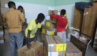 الهلال الأحمر الإماراتي 