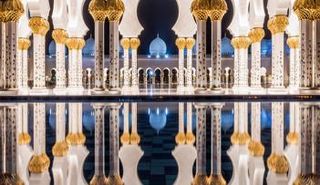 مسجد الشيخ زايد.. مسجد الـ82 قبة