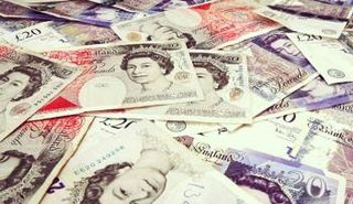 الإسترليني يواجه ضغوطا منذ استفتاء الرحيل 