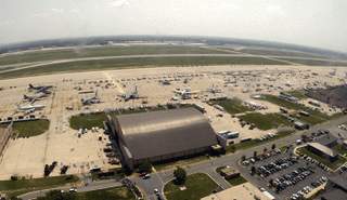 قاعدة أندروز الجوية الأمريكية