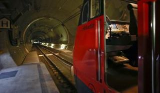 العد التنازلي بدأ لتدشين أطول نفق في العالم