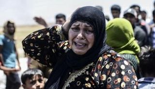 سوريون نزحوا عن منازلهم مع تزايد انتهاكات حزب الله في بلدهم