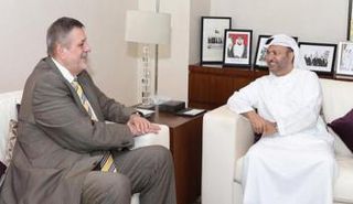 قرقاش يستقبل  يان كوبيش