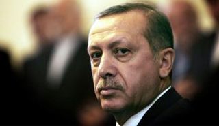 الرئيس التركي رجب طيب أردوغان يقترح سحب الجنسية التركية من أنصار حزب العمال الكردستاني الذي يخوض تمردا منذ عام 1984.