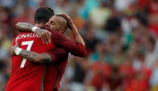 فوز ساحق للبرتغال على استونيا 
