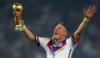 باستيان شفاينشتايجر قائد منتخب ألمانيا ولاعب خط وسط مانشستر يونايتد الإنجليزي