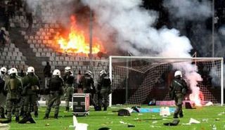 شغب مباراة باوك وأولمبياكوس