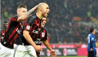 أليكس لاعب ميلان الإيطالي