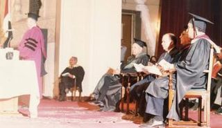 الصحفي الراحل مصطفى أمين.. مؤسس الأخبار وأخبار اليوم