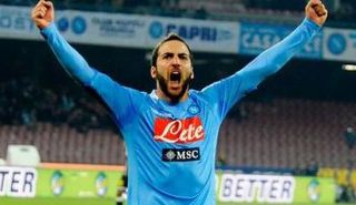 هيجواين هداف نابولي