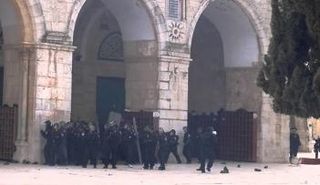  اقتحام المسجد الأقصى